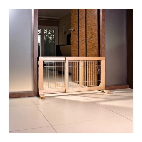 Trixie Dog Barrier - elválasztó elem (natúr fenyő) kutyák részére (63-108x50cm)
